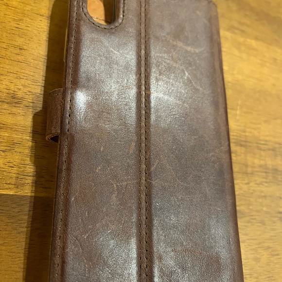 SNAKEHIVE VINTAGE LEATHER WALLET
APPLE IPHONE XR CASE - Picture 7 of 7